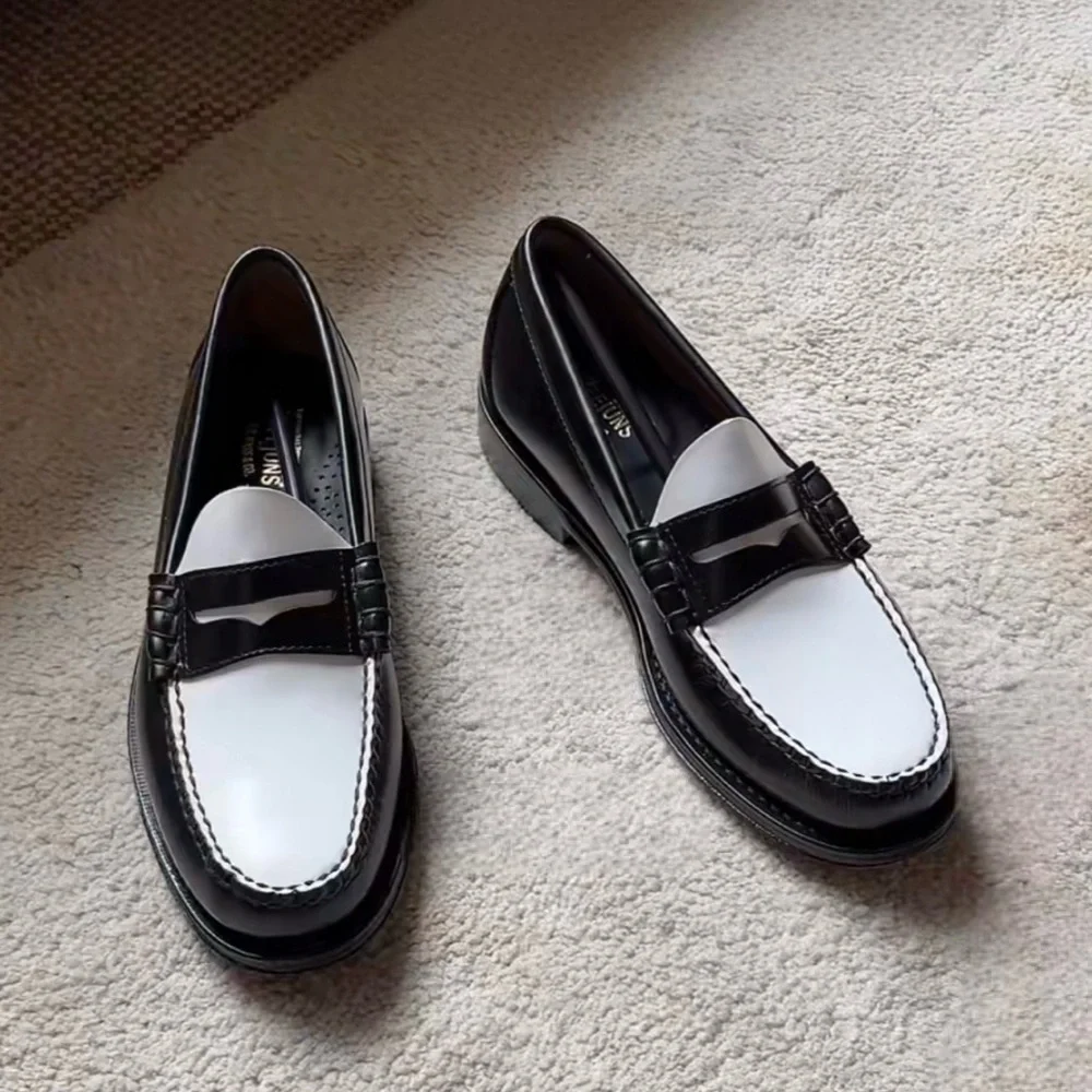 G.H. Bass & Co. Women’s Whitney Two Tone Loafers - Picture 5 of 10